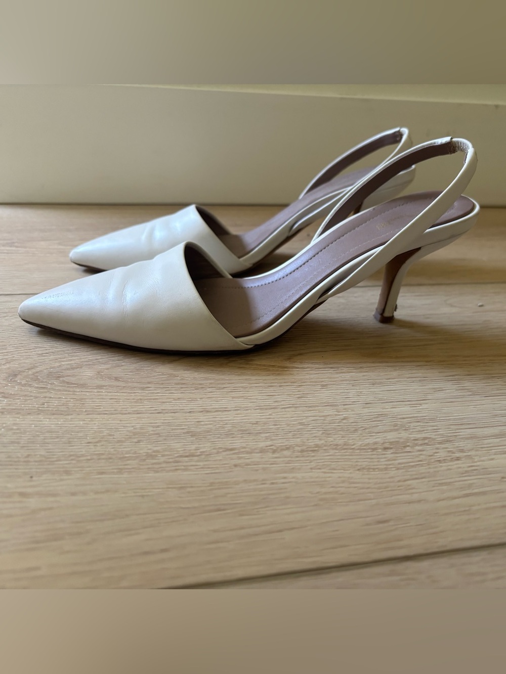 Kitten heels